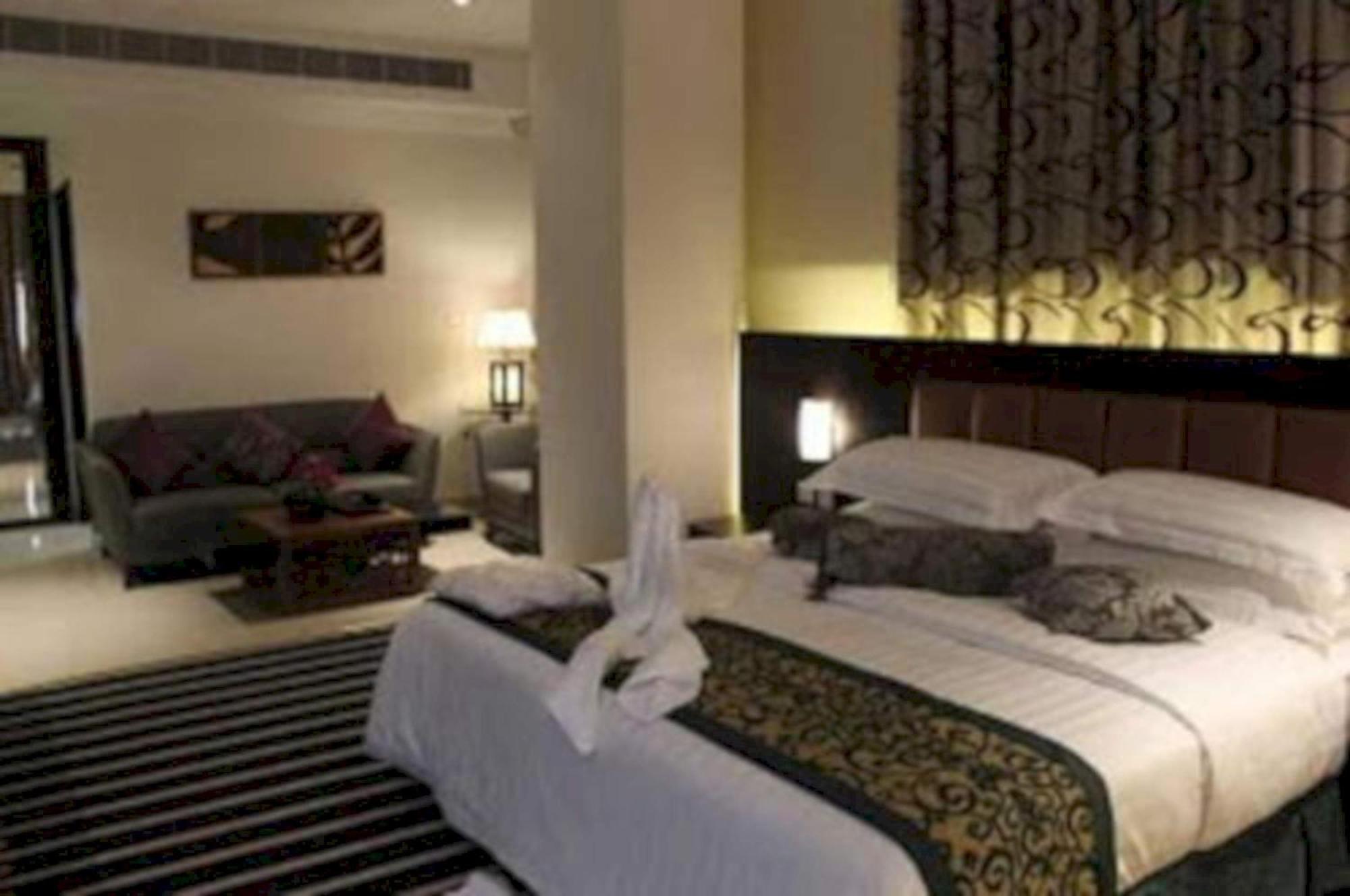 Sunday Millennia Hotel Riyadh Exteriör bild